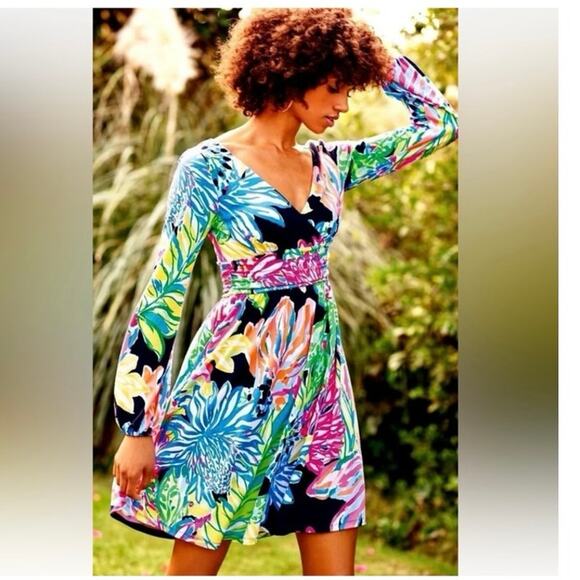 Lilly Pulitzer dress XL Fleur Resort Floral Colorful fit flare wrap RECENT - Picture 9 of 12